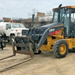 2014 John Deere 310k backhoe front corner