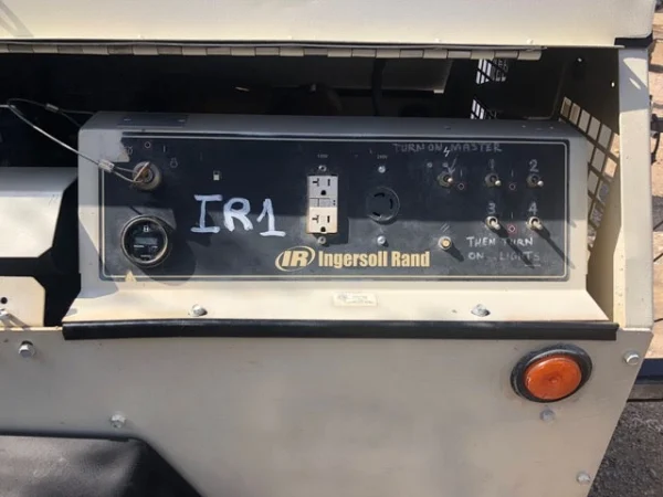 Ingersoll Rand Light Tower Generator power plant controls