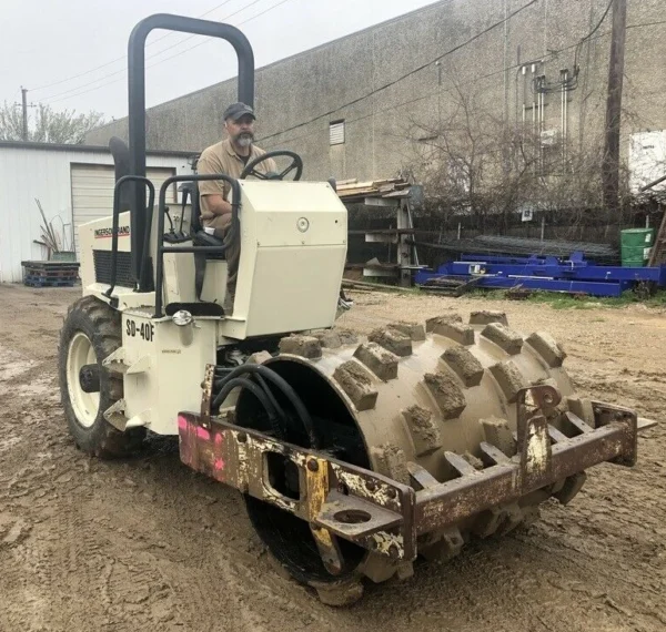 Ingersoll Rand SD40F Padfoot Roller