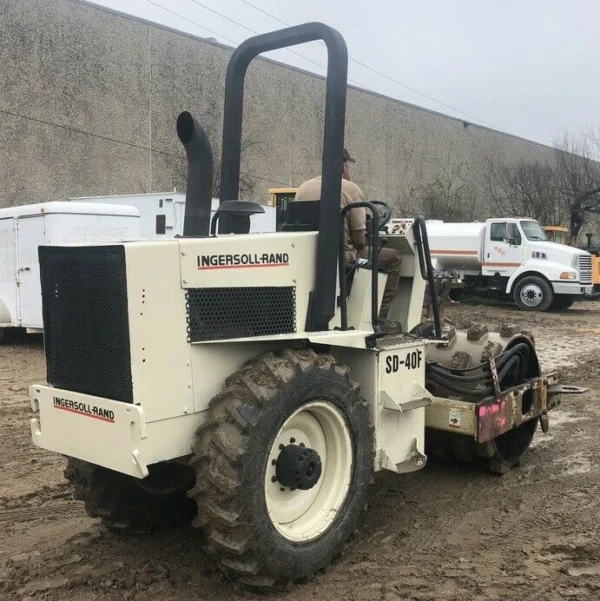 Ingersoll Rand SD40F Padfoot Roller
