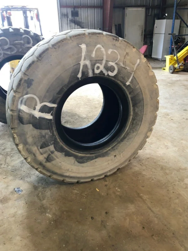 Used Tires A23-1