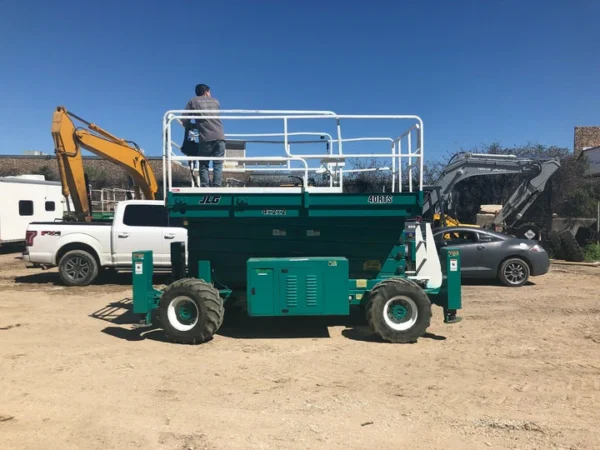 JLG 40RTS Rough Terrain Scissor Lift