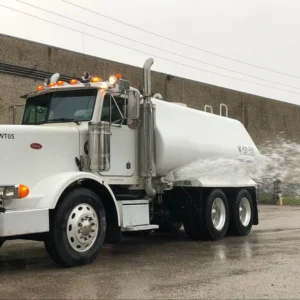 Peterbilt 357 water truck.